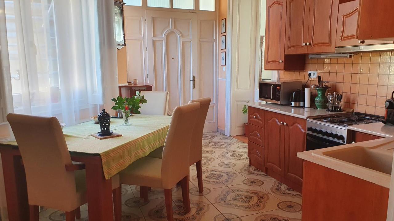 Casa Tajola Appartement Kecskemét Buitenkant foto
