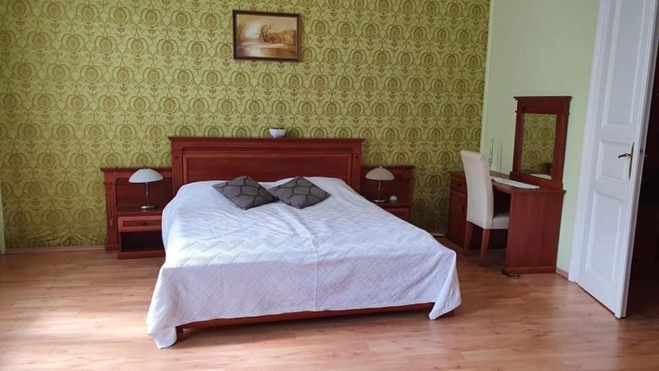 Casa Tajola Appartement Kecskemét Buitenkant foto